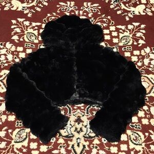 Size XL - Black Faux Fur Cropped Jacket